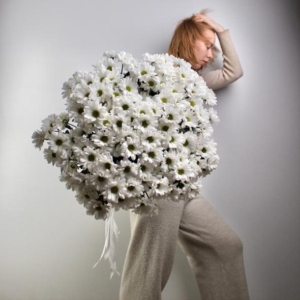 Хризантема Bacardi White